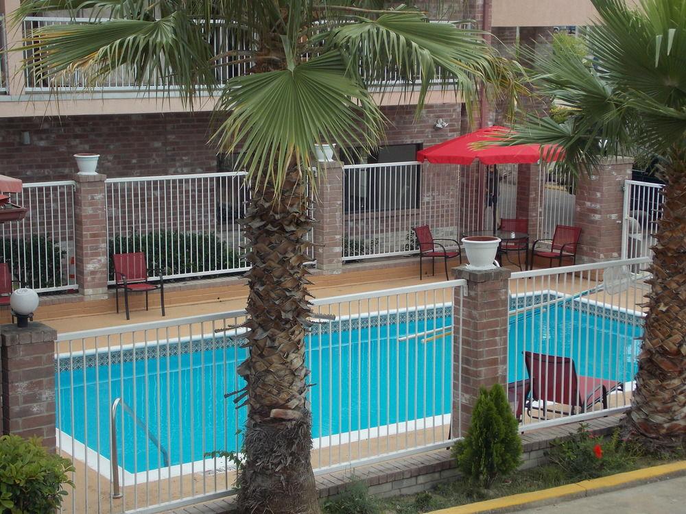 Hotel Econo & Downtown Riverwalk Area San Antonio
